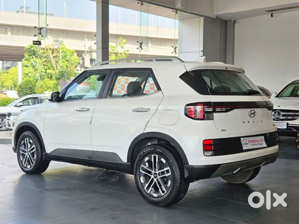 Hyundai Venue S Turbo Dct, 2024, Petrol