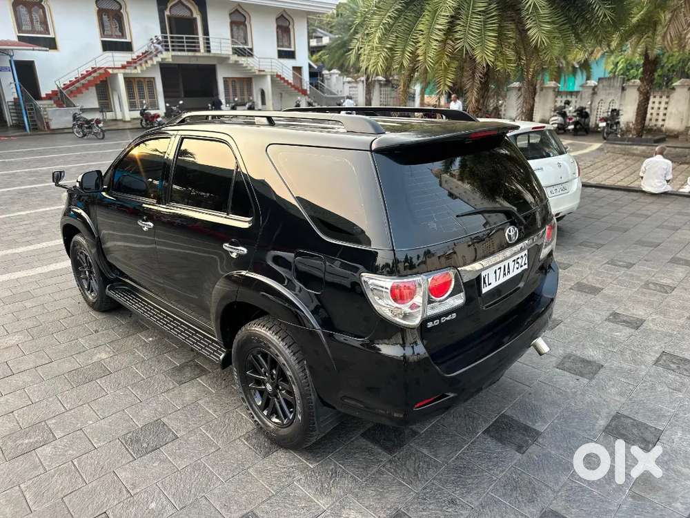 Toyota Fortuner 2015