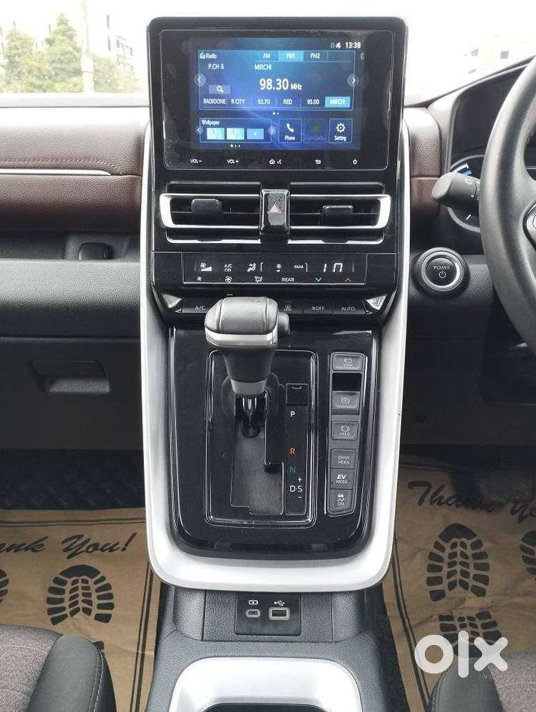 Toyota Innova Hycross 2.0 Vx Hybrid 7 Str, 2025, Petrol
