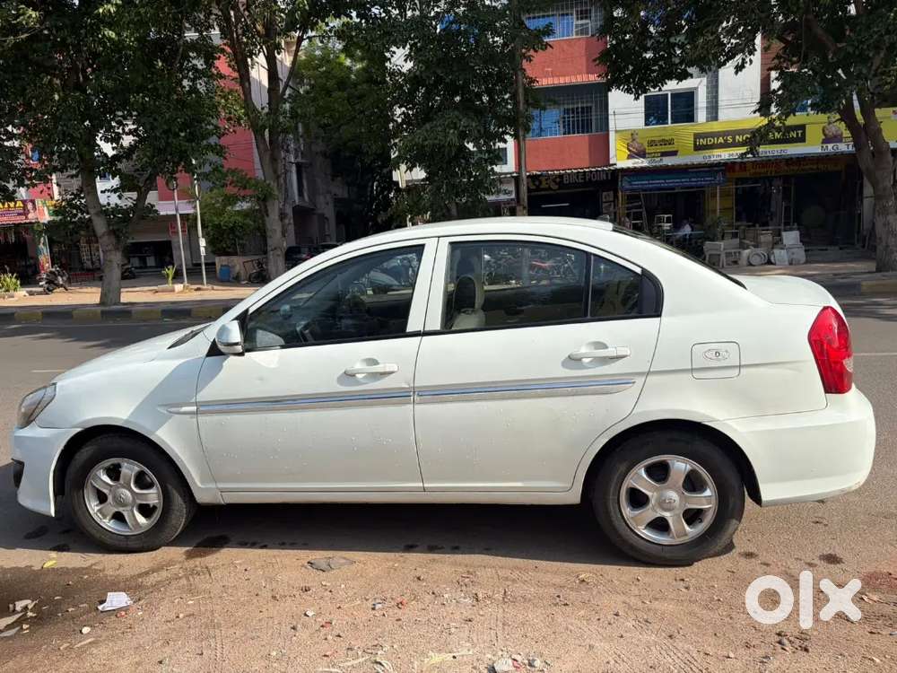 For Sale Verna 2011 Model Intrest Pls Contact
