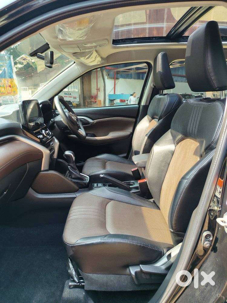 Toyota Urban Cruiser Hyryder 1.5 V Hybrid, 2025, Petrol