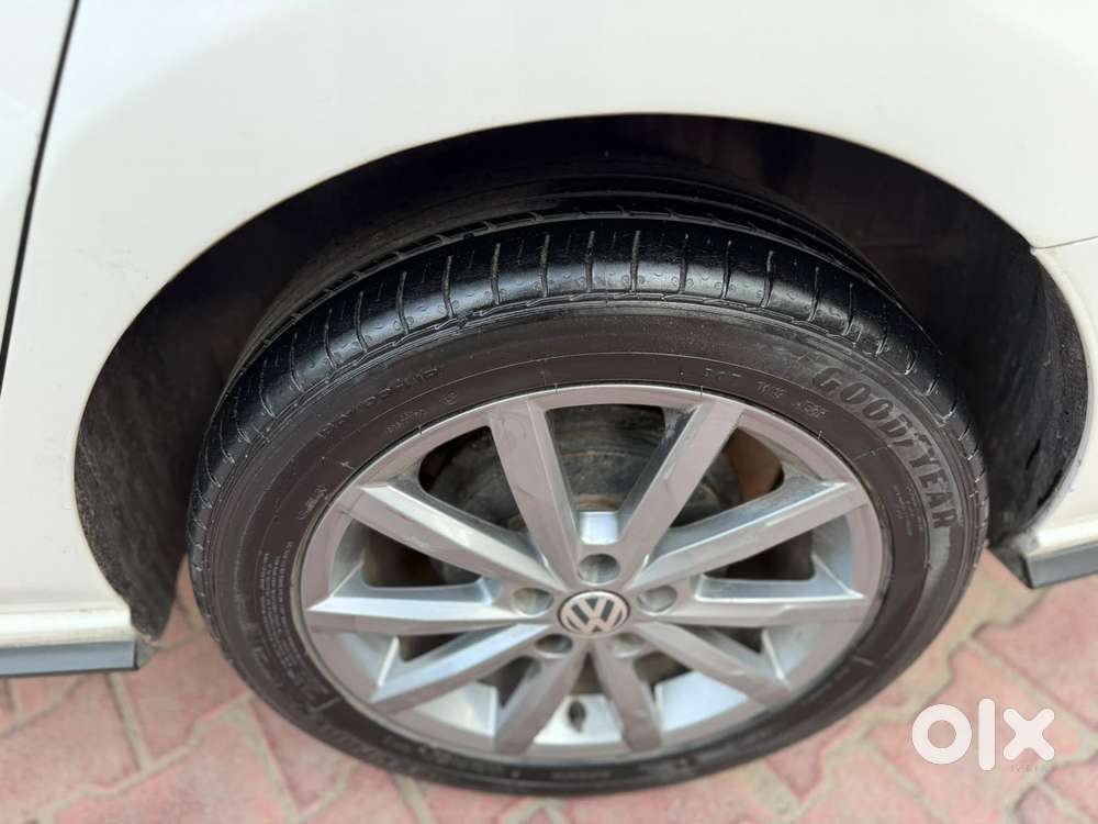 Volkswagen Vento 1.2 Tsi Highline Plus At, 2021, Petrol