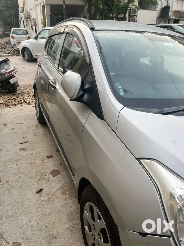 Hyundai Grand I10 Sportz Company Fitted Cng