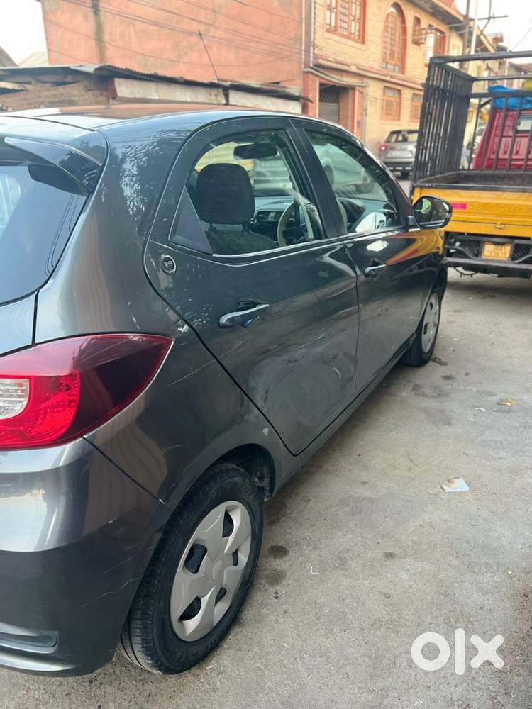 Tata Tiago Petrol Manual 2024 Year 3.7 Finance Cash 2.1