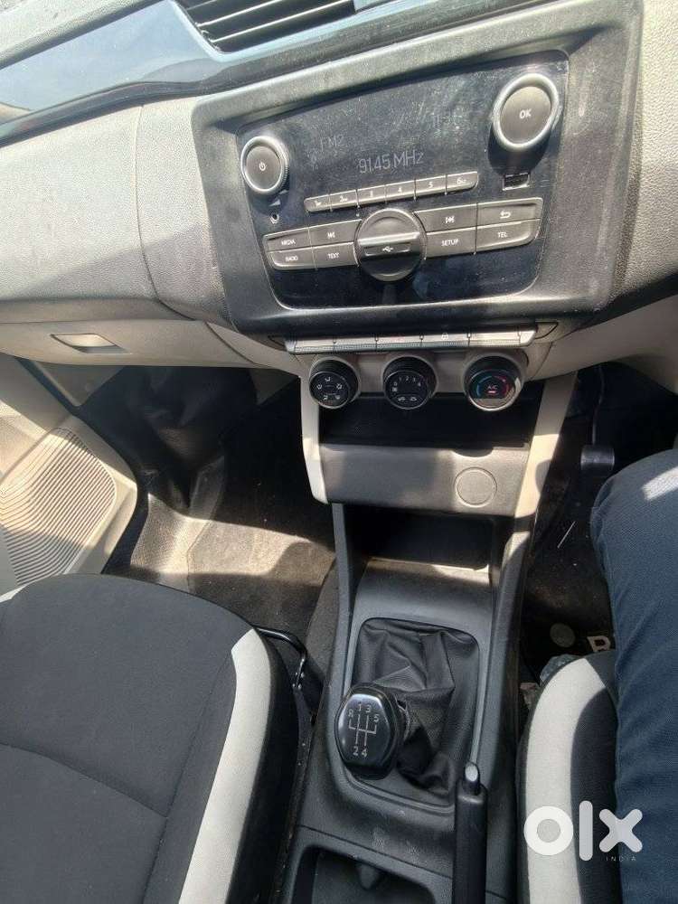 Renault Triber Rxl Easy-r Amt, 2021, Petrol