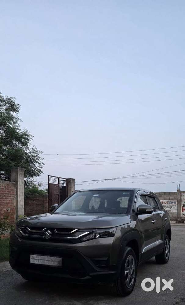 Maruti Suzuki Brezza 1.5 Vxi Smart Hybrid, 2024, Petrol
