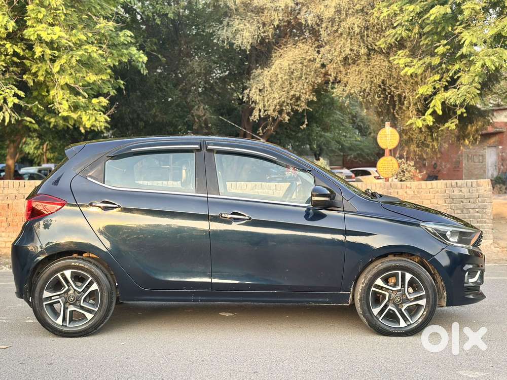 Tata Tiago 1.2 Revotron Xza Plus Amt, 2022, Petrol