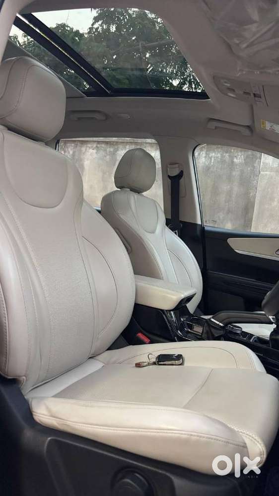 Mahindra Xuv700, 2023, Diesel