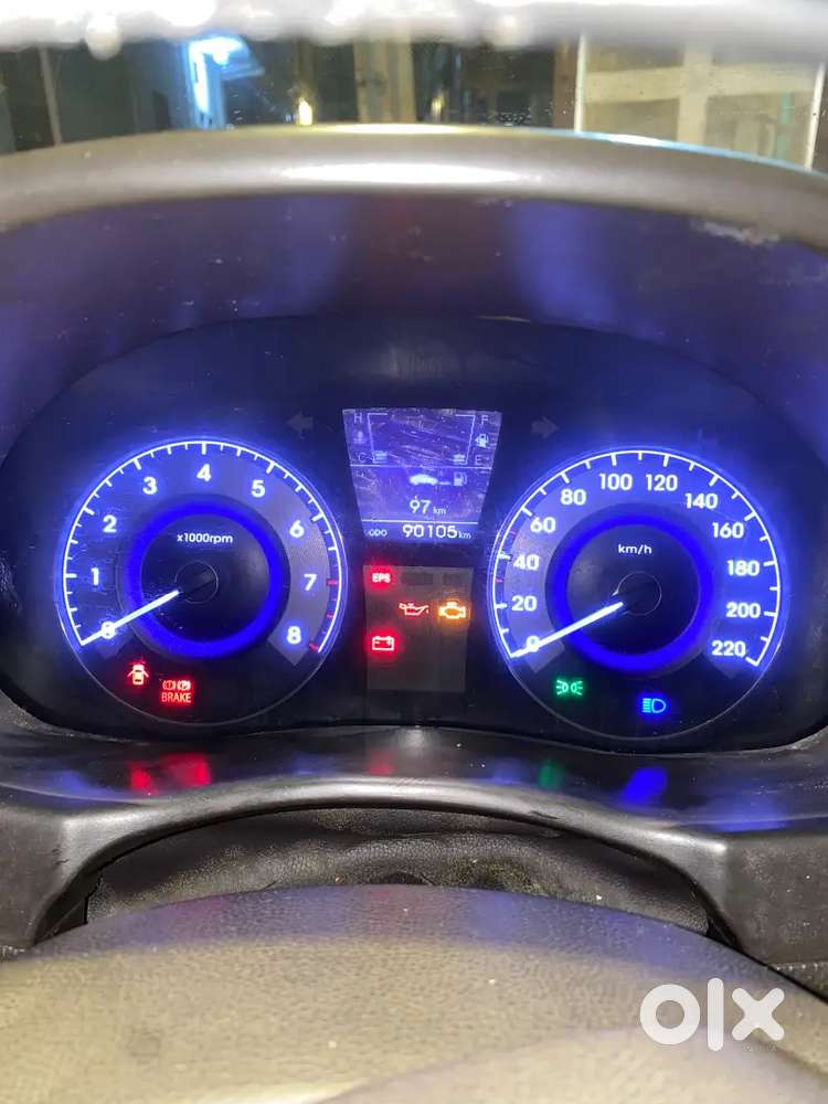 Hyundai Verna 1.6 Sx Petrol 2013