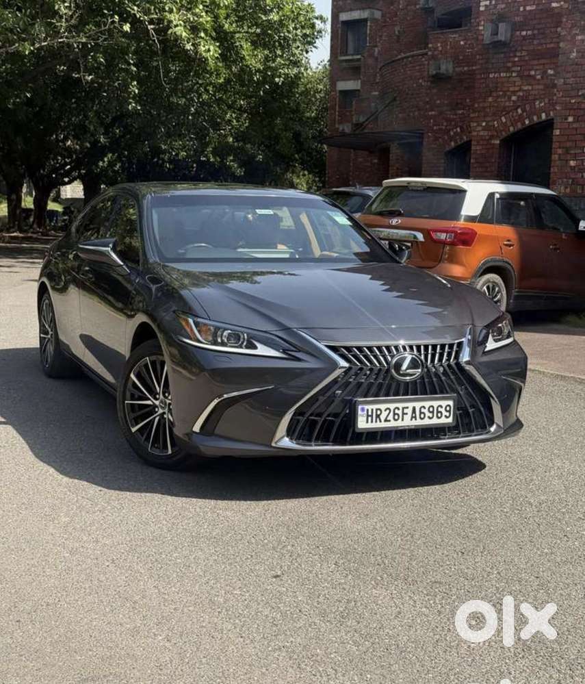 Lexus Es 300h Exquisite, 2023, Petrol