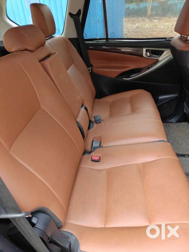 Toyota Innova Crysta