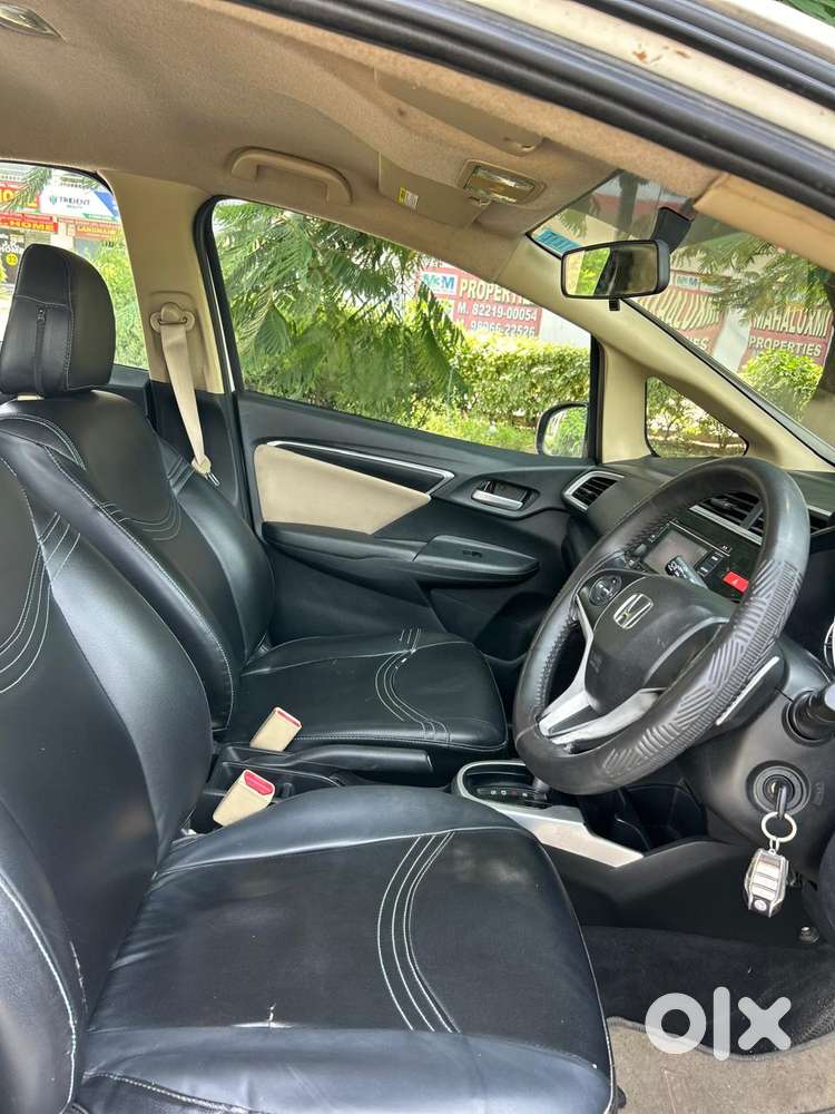 Honda Jazz V Automatic, 2016, Petrol