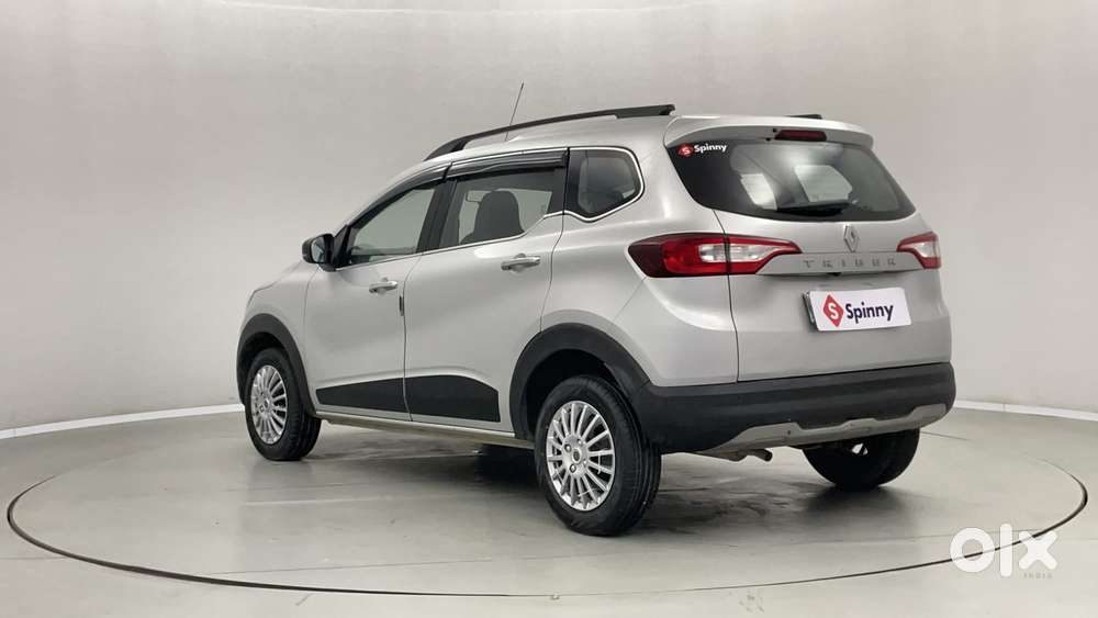 Renault Triber Rxz, 2023, Petrol