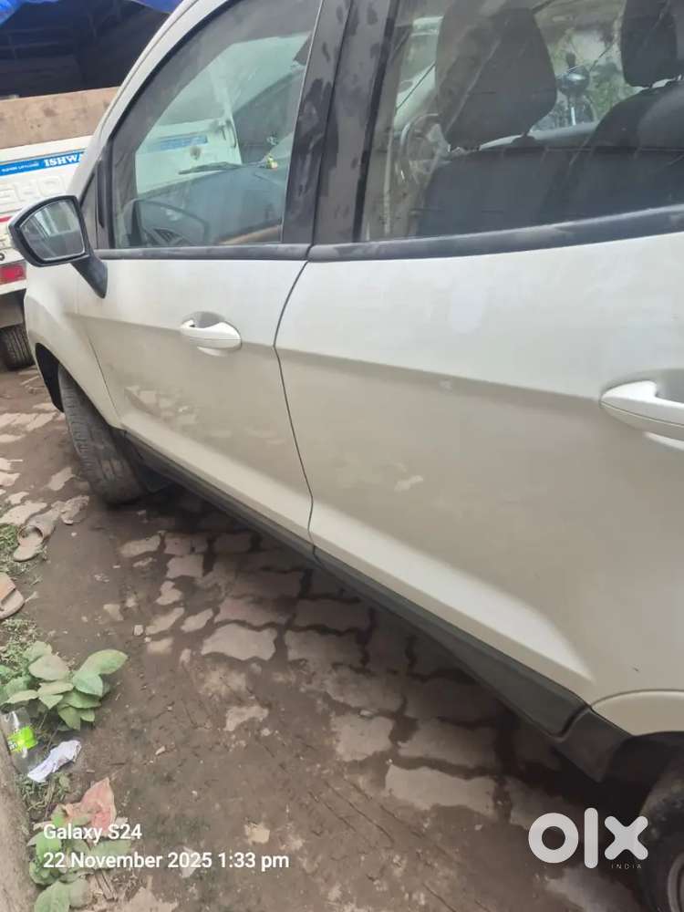 Ford Ecosports Top Model With Sunroof In Good Condition