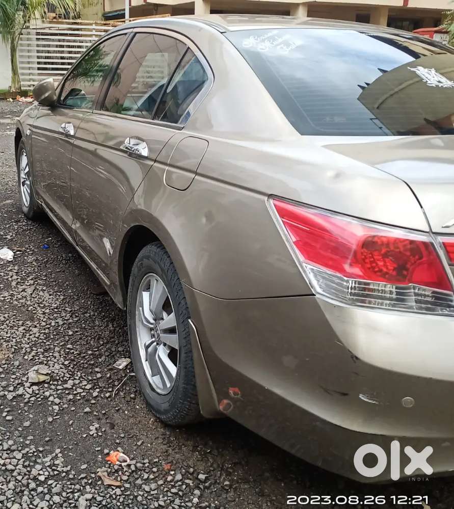 Honda Accord 2011 Petrol Cng 98000 Km Driven
