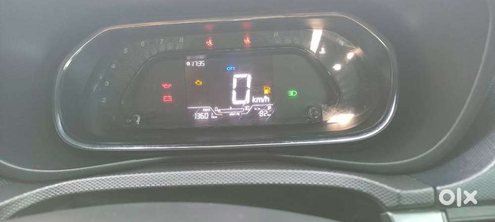 Tata Nexon, 2023, Petrol