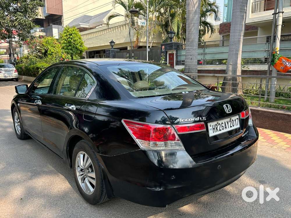Honda Accord 2.4 Elegance Manual, 2010, Petrol