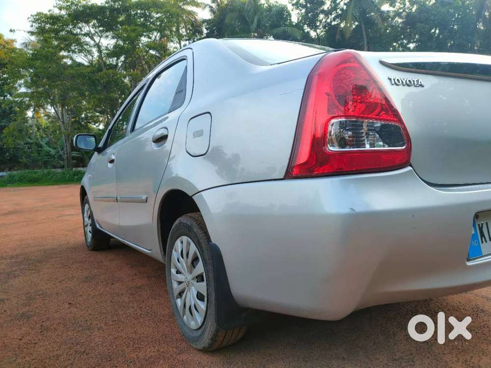 Toyota Etios G 2012