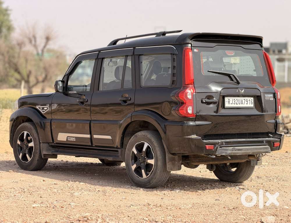 Mahindra Scorpio Classic 2.2 S 11 Mt 7 Str, 2024, Diesel