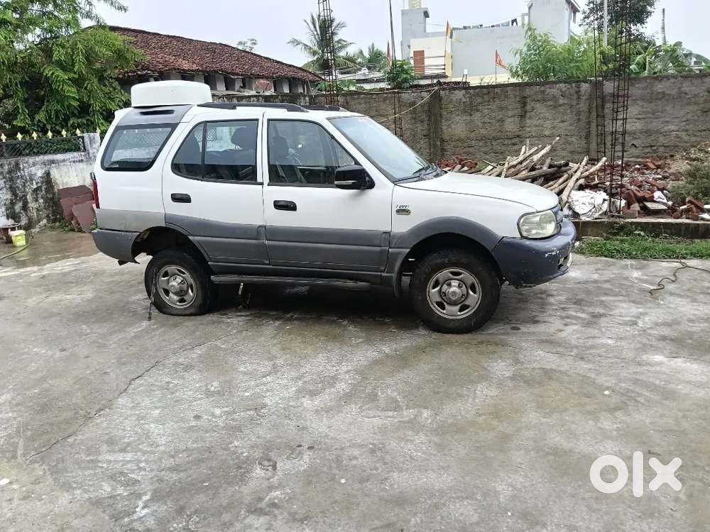 Tata Safari Dicor 2014
