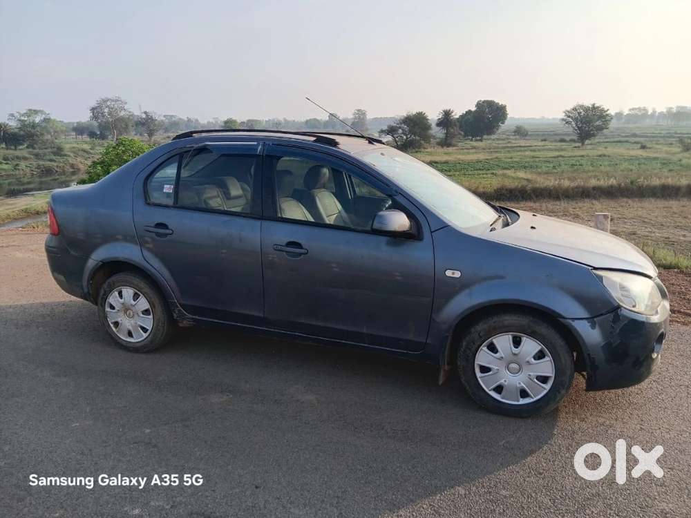 Ford Classic 2016 Petrol 100000 Km Driven