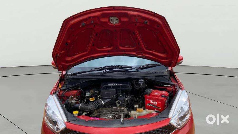 Tata Tiago 1.2 Revotron Xza, 2017, Petrol