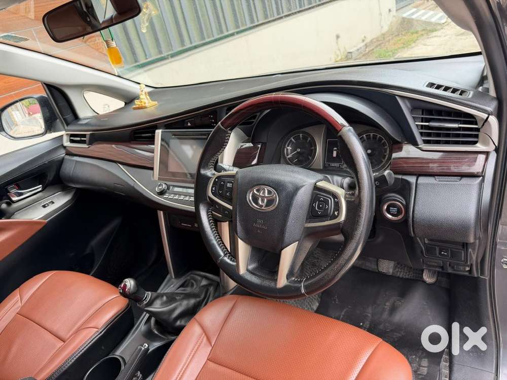 Toyota Innova Crysta 2018 Diesel Well Maintained