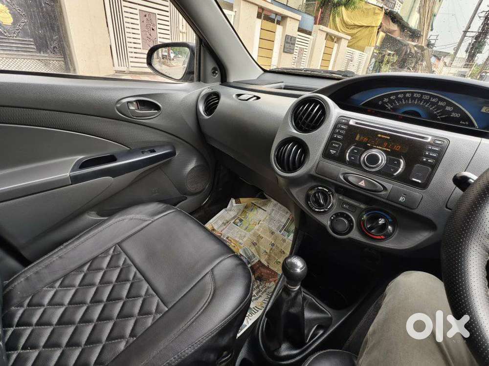 Toyota Etios Liva G Exclusive, 2013, Petrol