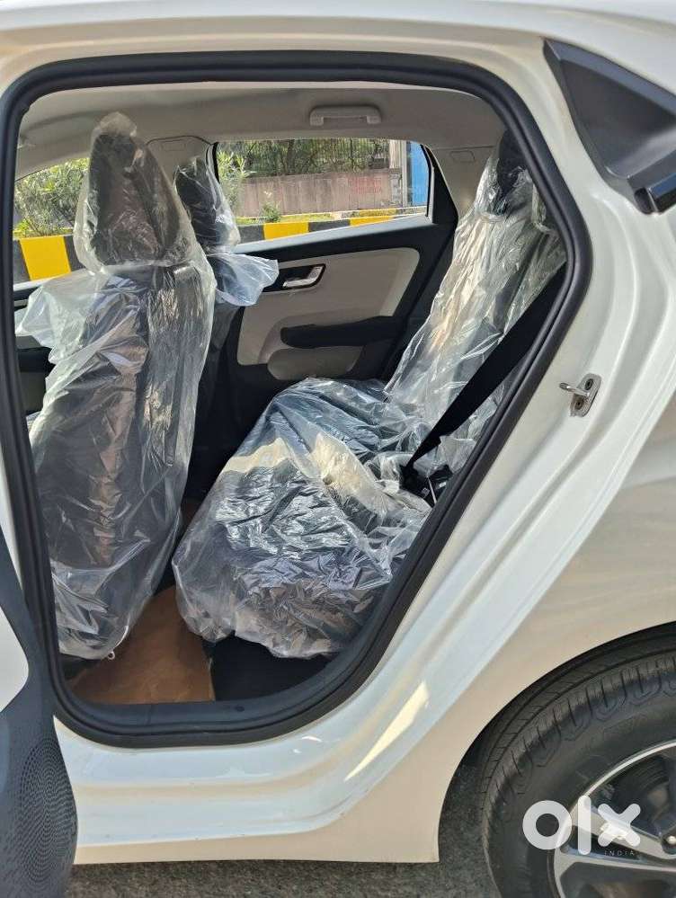 Tata Altroz Xz, 2025, Petrol