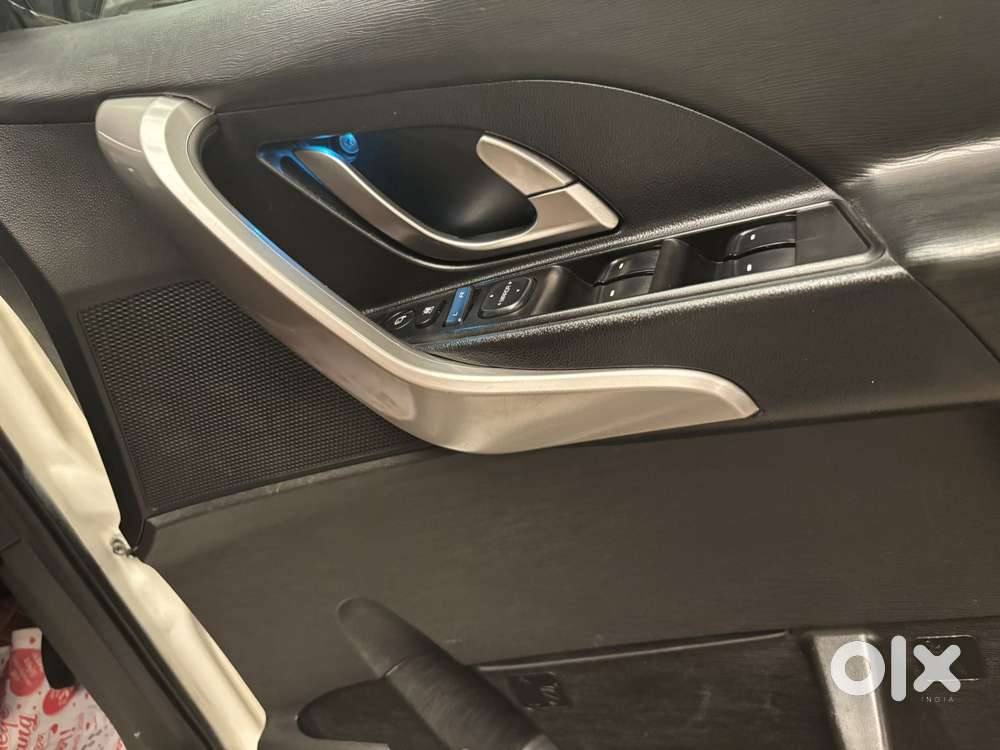 Mahindra Xuv500 W9 2wd, 2018, Diesel