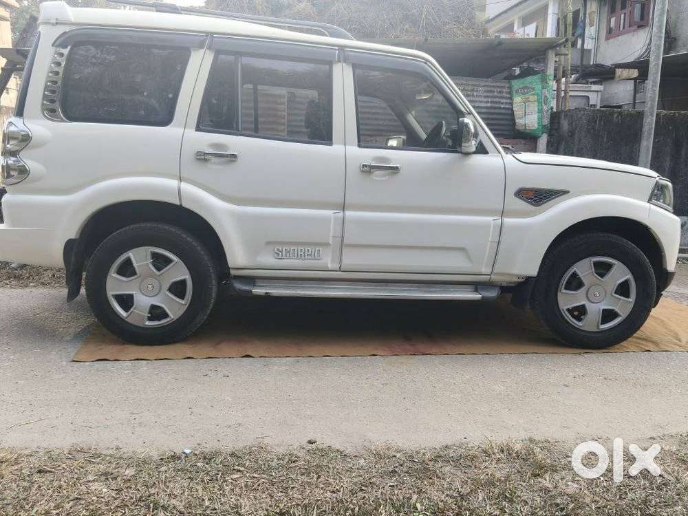 Mahindra Scorpio S4, 2016, Diesel