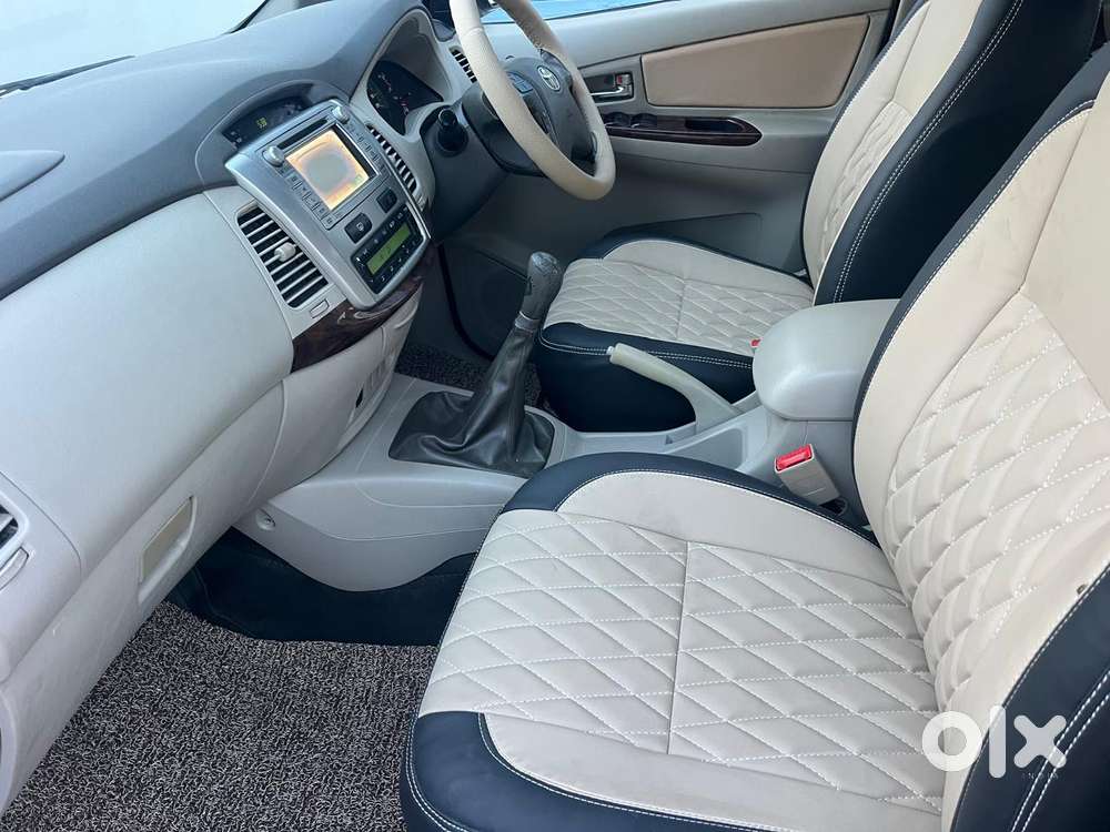 Toyota Innova 2.5 V 7 Str, 2013, Diesel