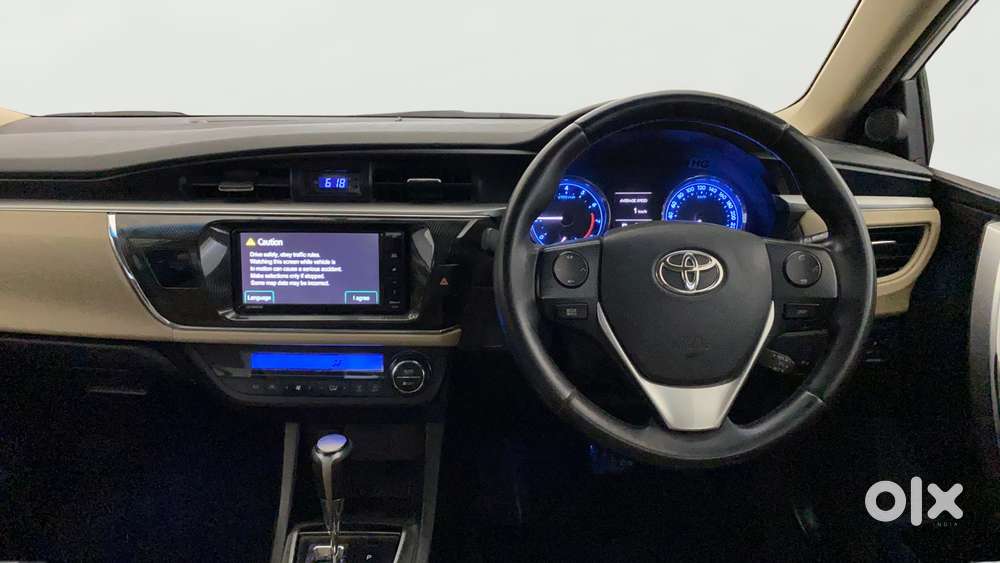 Toyota Corolla Altis 2013-2017 Vl At, 2014, Petrol