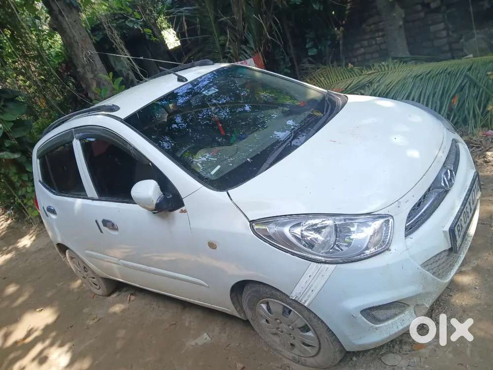 Hyundai I10 Sportz 2011 Petrol