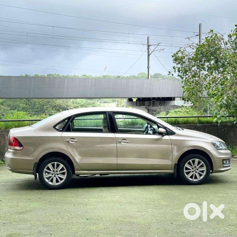 Volkswagen Vento 1.2 Tsi Highline Plus At, 2017, Petrol