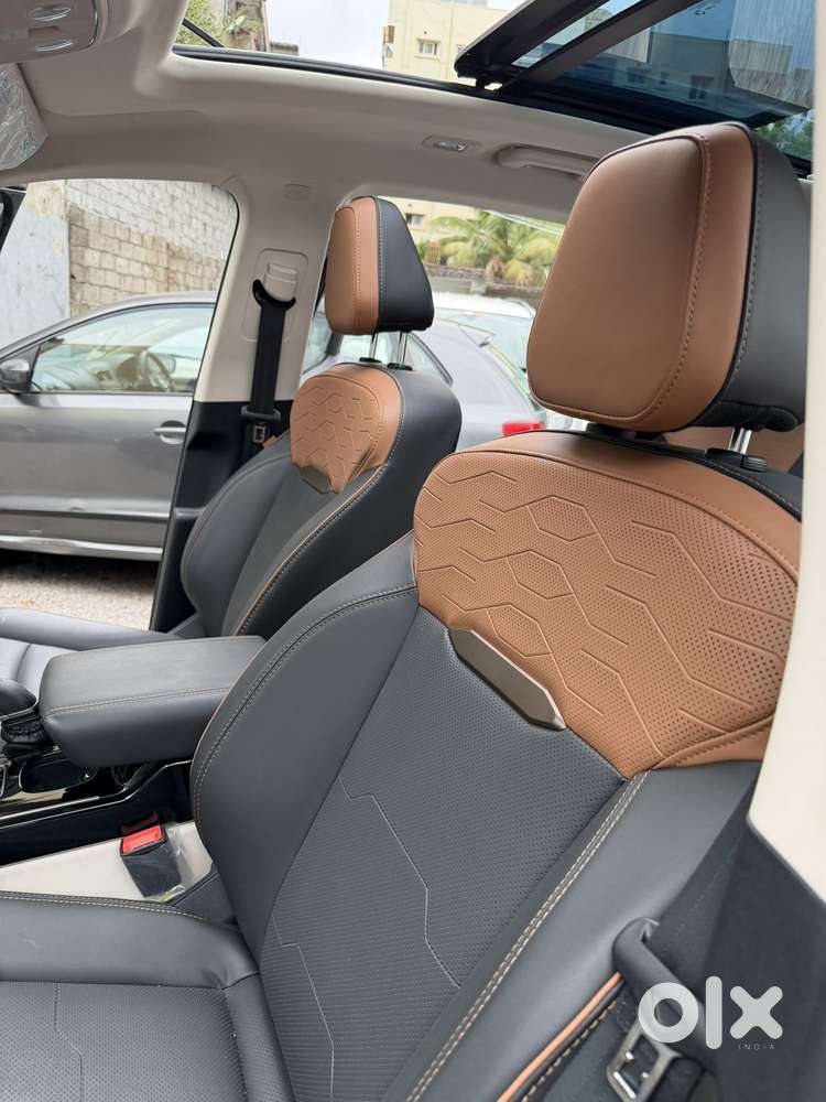 Mahindra Xuv 7xo Ax7 Diesel At, 2026, Diesel
