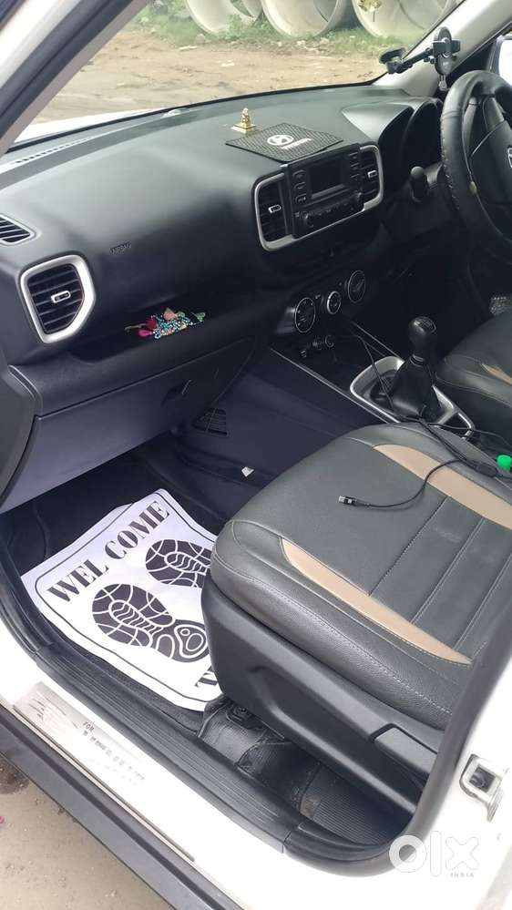 Parsi Owned, Single Hand 2021 Hyundai Venue