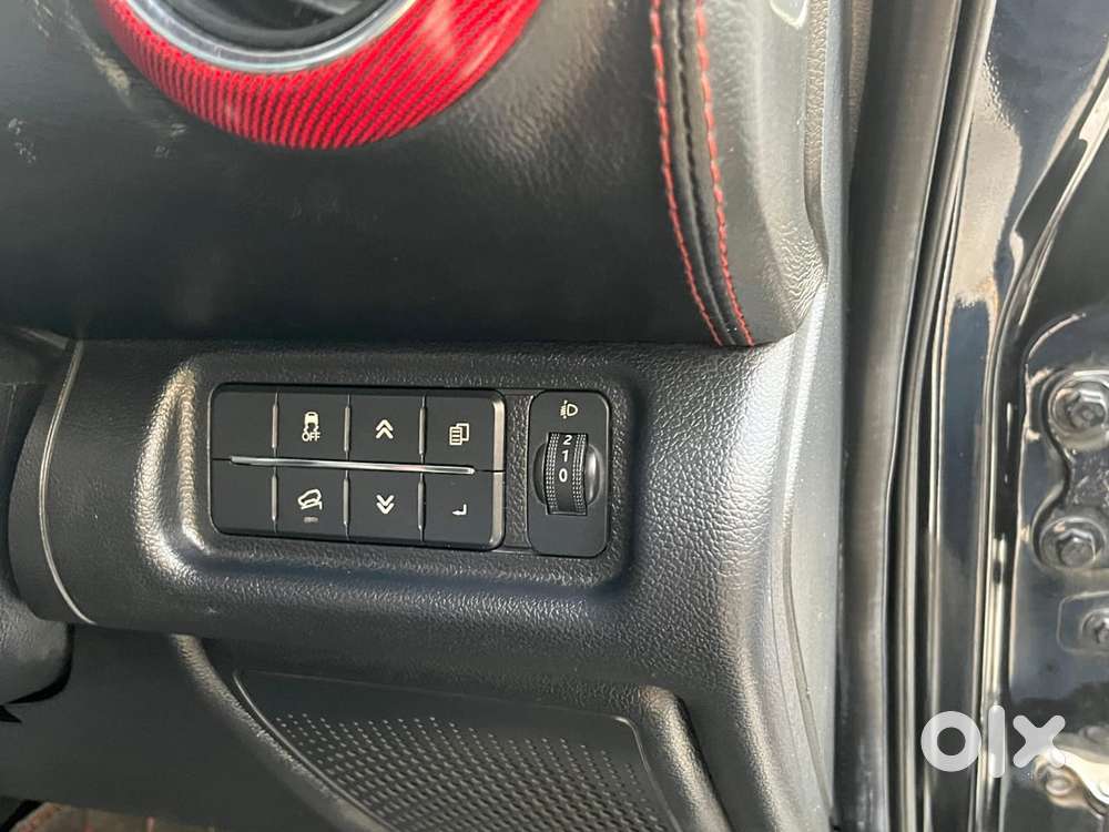 Mahindra Thar Lx P At 4wd 4s Ht, 2021, Petrol