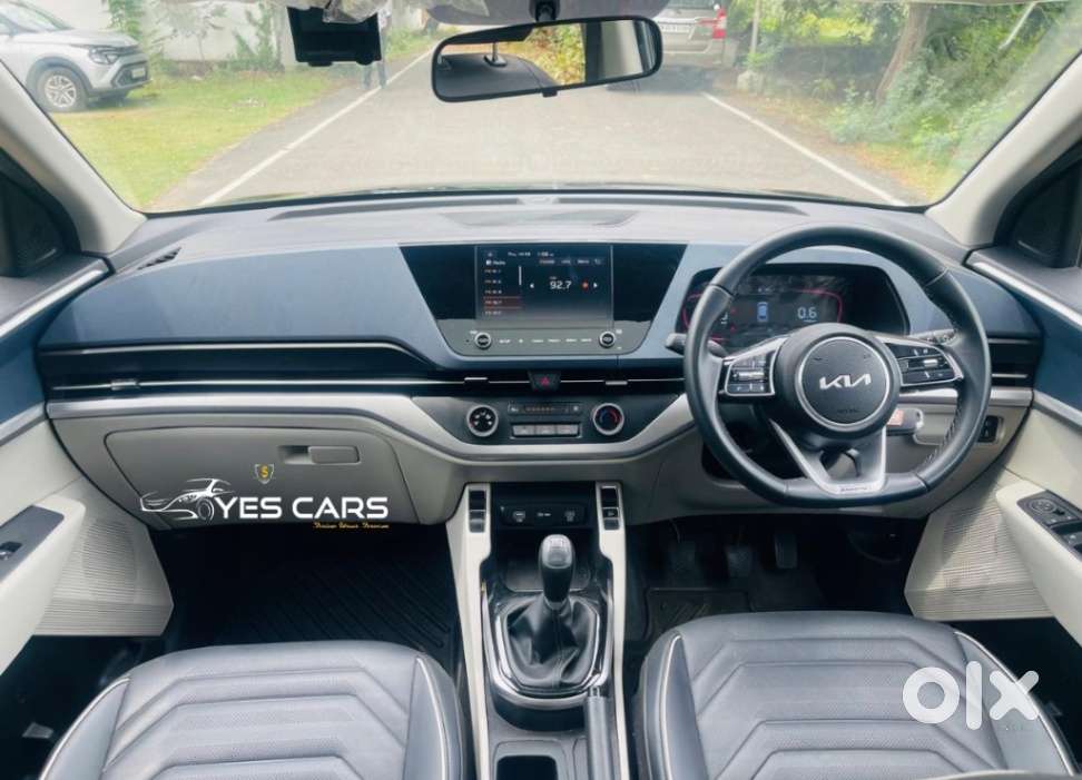 Kia Carens G1.5 6mt Gravity, 2025, Petrol