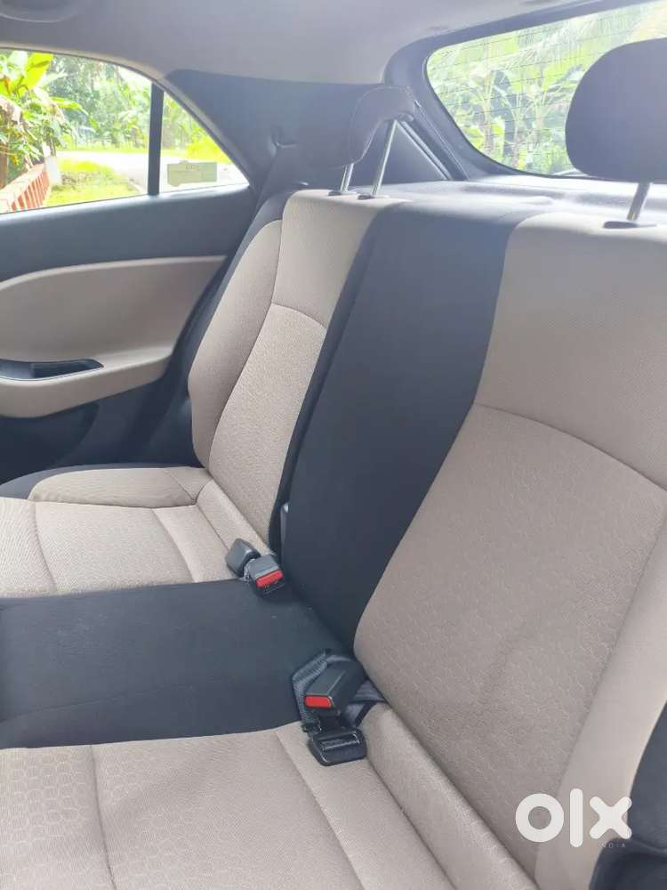 Hyundai Elite I20 Asta Petrol 2015