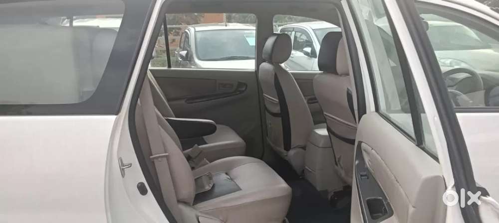 Toyota Innova, 2011, Diesel
