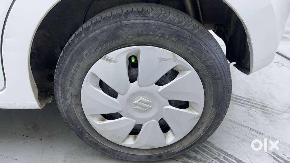 Maruti Suzuki Celerio Zxi Optional Amt, 2017, Petrol