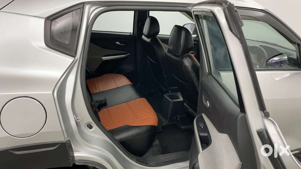 Nissan Magnite 1.0 Xv, 2021, Petrol