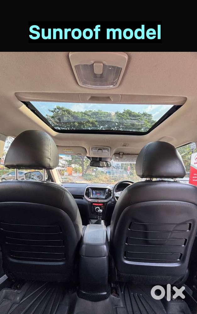 Mahindra Xuv300 W8 1.2 Petrol Dual Tone, 2022, Petrol