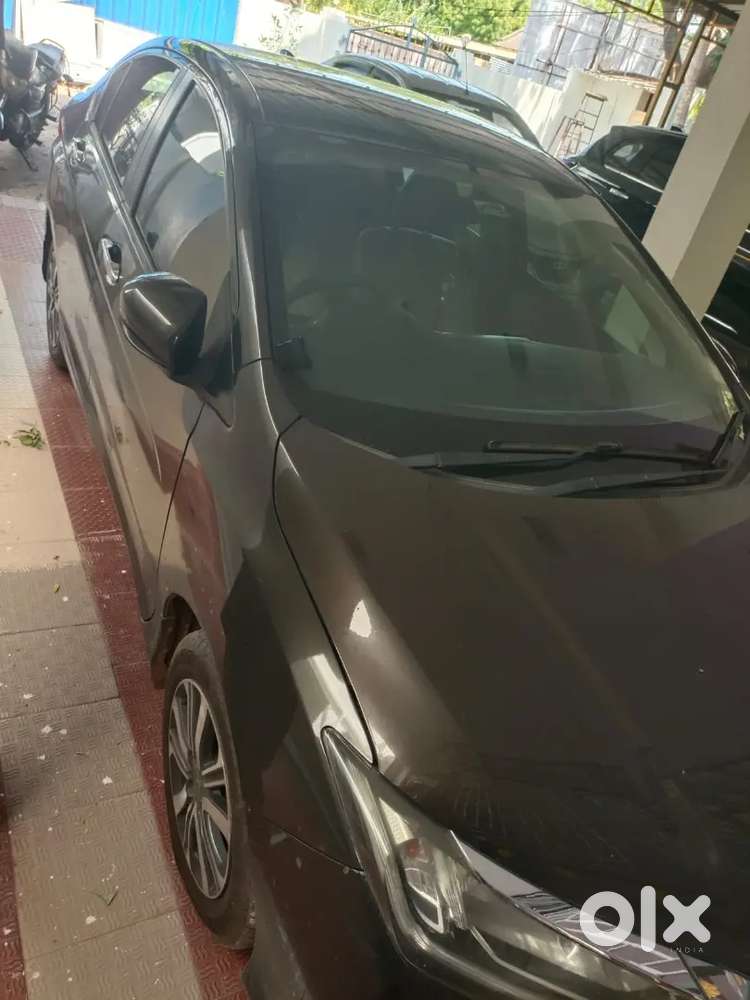 Honda City 1.5 V 2014
