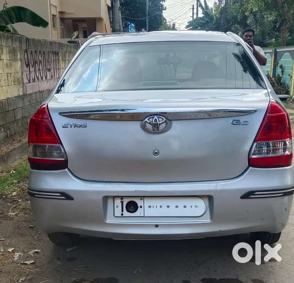 Toyota Etios 2015 Diesel 250000 Km Driven