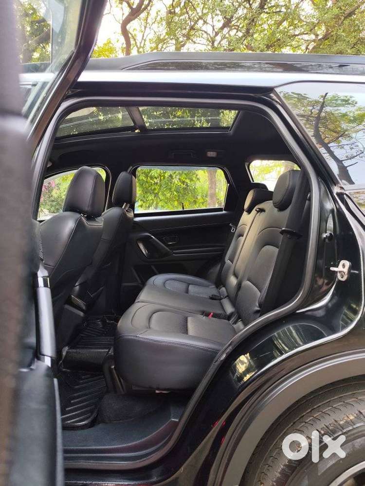 Tata Safari 2.0 Xza Plus 6 S Dark Edition, 2023, Diesel