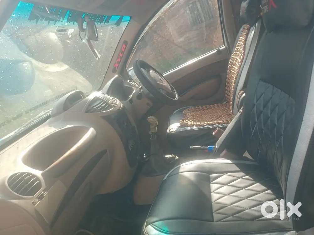Mahindra Xylo 2.5 E8 2010
