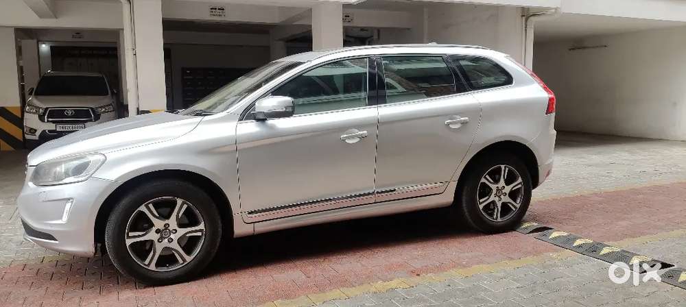 Volvo Xc60 D4 Premium Luxury Suv 2015 Diesel Automatic