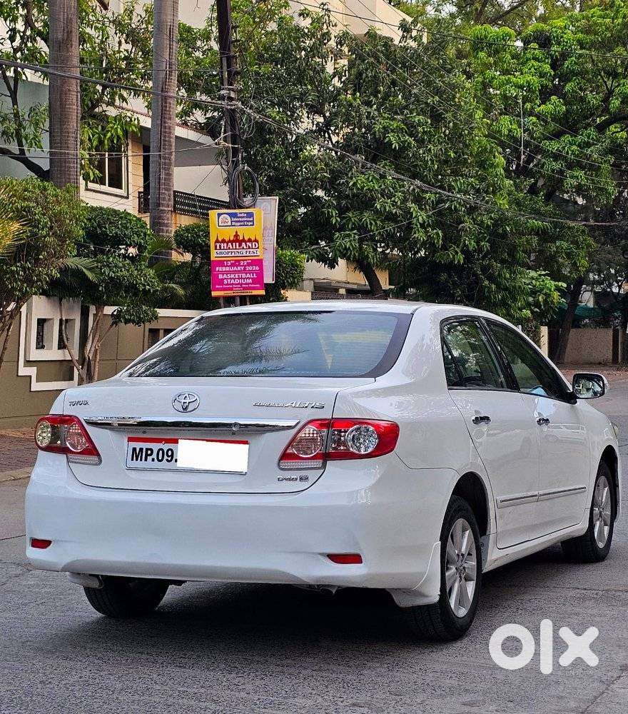 Toyota Corolla Altis 2010-2013 Diesel D4dg, 2011, Diesel